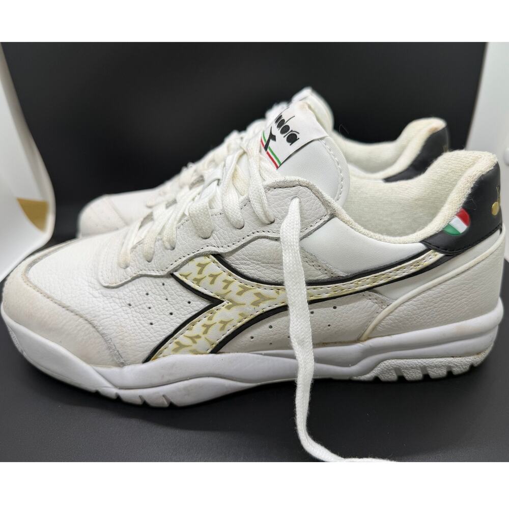 Diadora Maverick H.O.C White Rich Gold Athletic Tennis Shoes Men size 8.5
